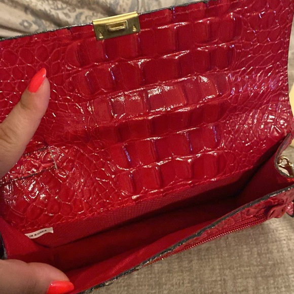 Vintage red leather purse. - Picture 3 of 10